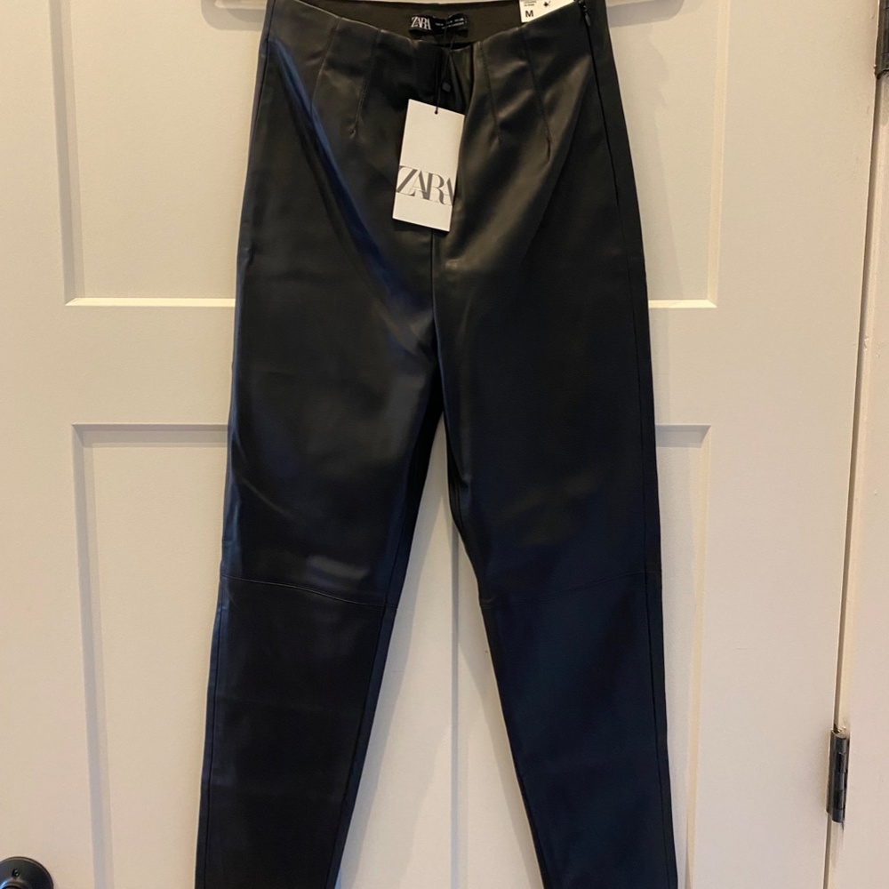 *NWT* Zara Faux leather high rise leggings M Medium *NEW*